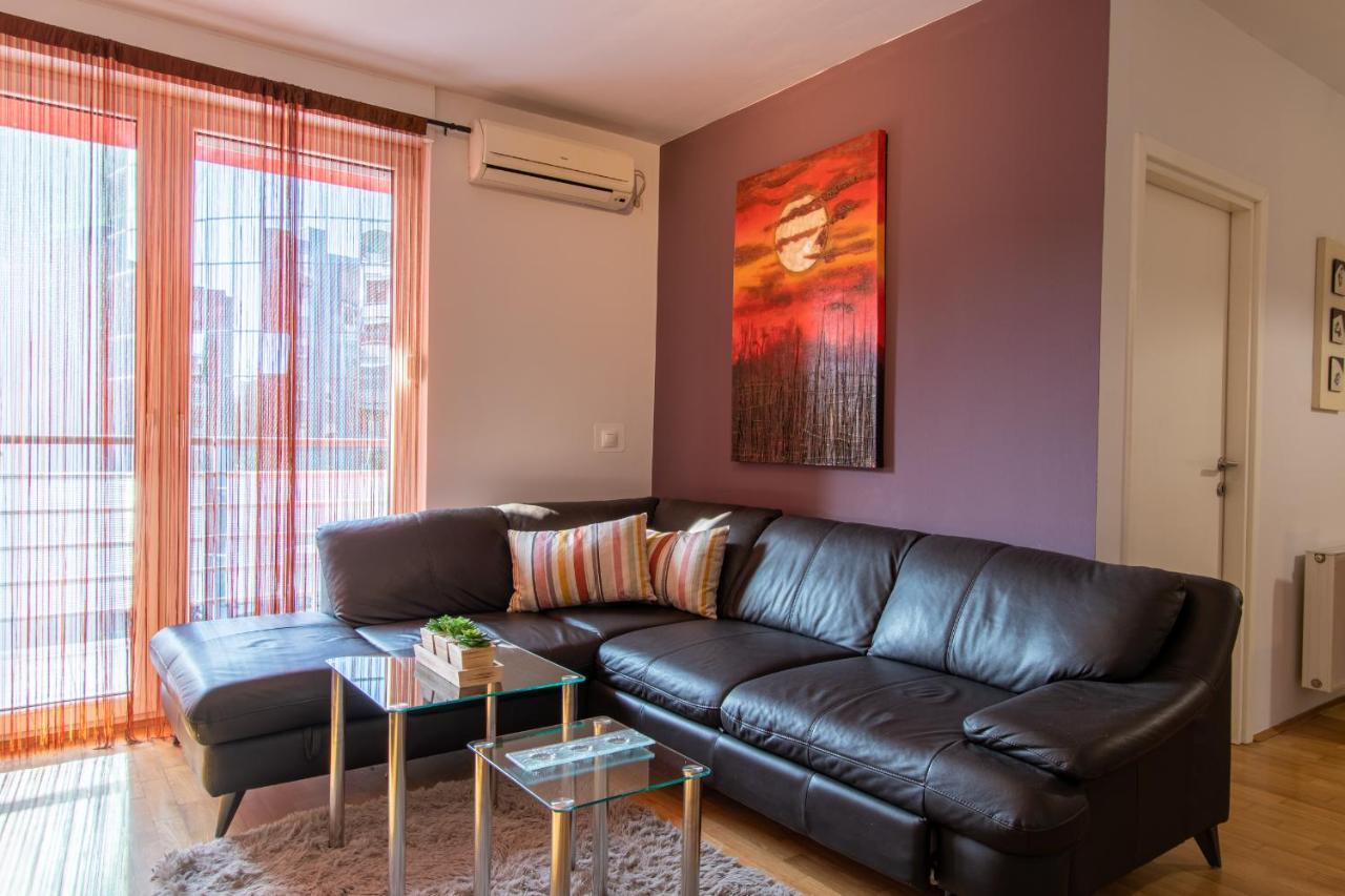 Ferienwohnung Flexible SelfCheckIns 31 - Zagreb - Garage - Loggia - New Exterior foto